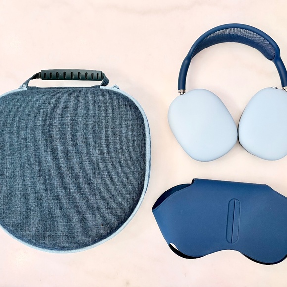 🎧 AIRPODS MAX (Sky Blue) | AppleCare+ Thru Jan 2026! | $600+ Retail - Picture 1 of 9
